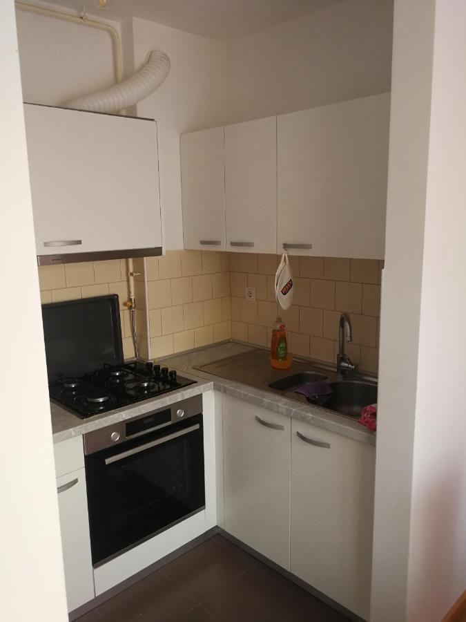 Iver Apartman Сесвете Экстерьер фото